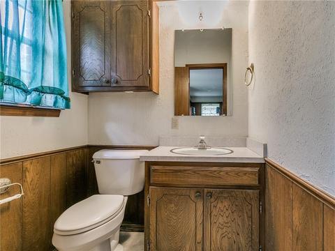 43 E 14th St, Edmond, OK 73034 photo 18