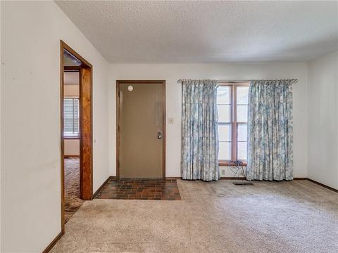 43 E 14th St, Edmond, OK 73034 photo 4
