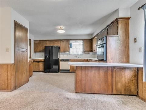 43 E 14th St, Edmond, OK 73034 photo 12