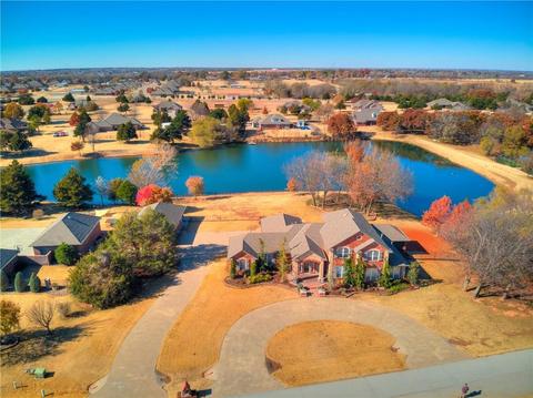 305 W Waterfront Dr, Tuttle, OK 73089 photo 3