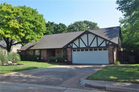 2011 Sumac Cir, Edmond, OK 73013 photo 1