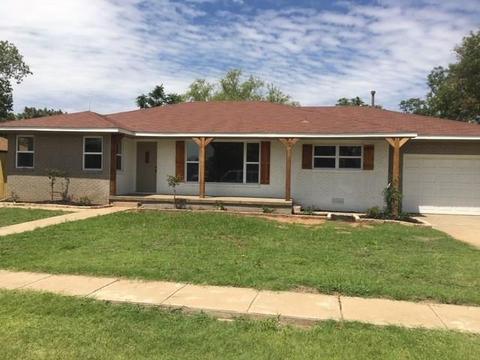 205 N Oklahoma St, Corn, OK 73024 photo 2