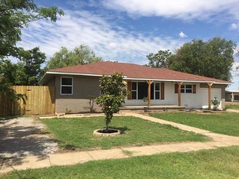 205 N Oklahoma St, Corn, OK 73024 photo 3