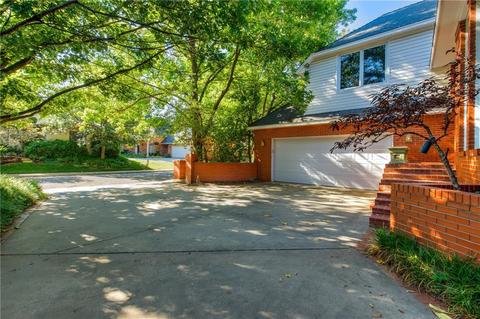 1320 Brookside Dr, Norman, OK 73072 photo 4