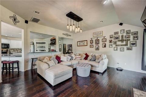 2324 Walnut Dr, Tuttle, OK 73089 photo 8