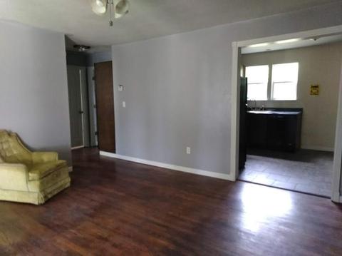 204 E Vida Dr, Norman, OK 73069 photo 3