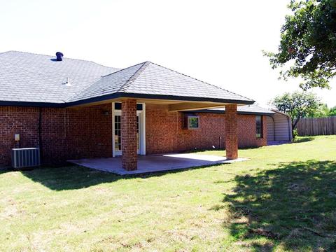 19901 Aaron Dr, Harrah, OK 73045 photo 7