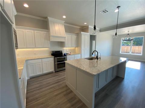 3604 Regal Dr, Altus, OK 73521 photo 3