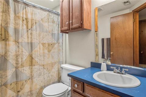2135 Goodrich Dr, Moore, OK 73170 photo 16