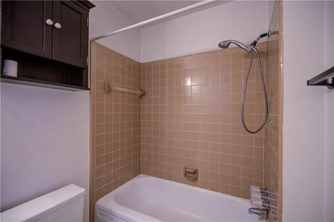 1024 Juno Cir, Edmond, OK 73003 photo 16