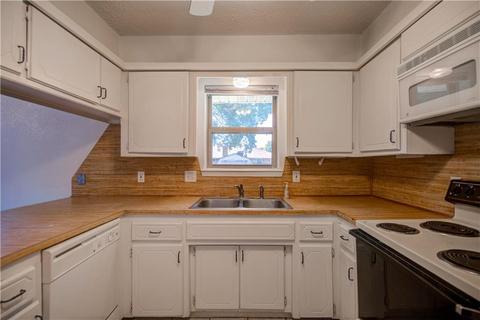 1024 Juno Cir, Edmond, OK 73003 photo 11