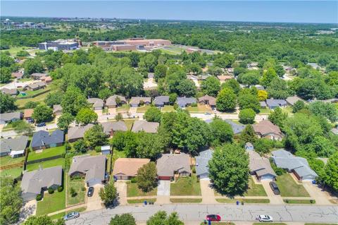 809 Golden Eagle Dr, Norman, OK 73072 photo 6