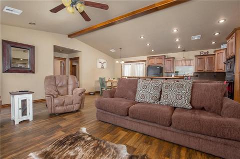 206 E Hanna Ave, Davis, OK 73030 photo 6