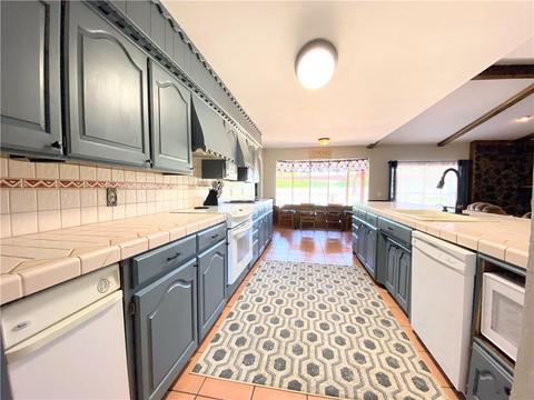 6 Union Cir, Altus, OK 73521 photo 9