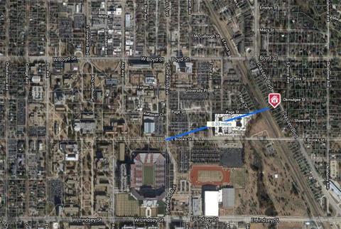 1384 Classen Blvd, Norman, OK 73071 photo 2