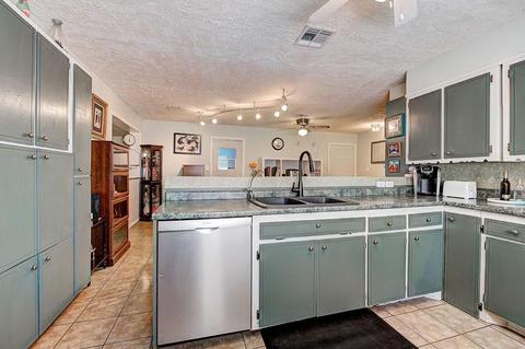 902 E Maguire Rd, Noble, OK 73068 photo 8