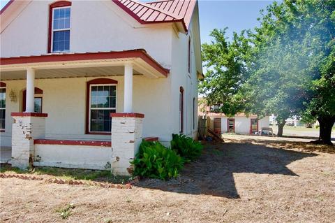 320 W Broadway, Thomas, OK 73669 photo 2