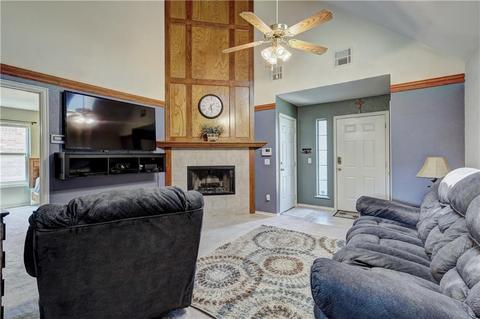 2308 Tyler Ln, Moore, OK 73170 photo 5