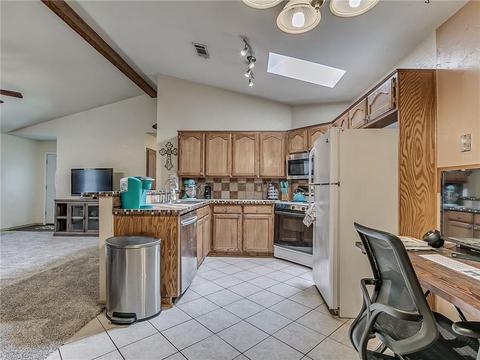 1508 Westmore Dr, Moore, OK 73170 photo 11