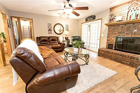 352093 E 1030 Rd, Prague, OK 74864 photo 6