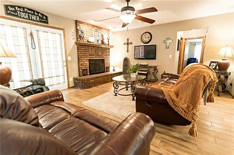 352093 E 1030 Rd, Prague, OK 74864 photo 5