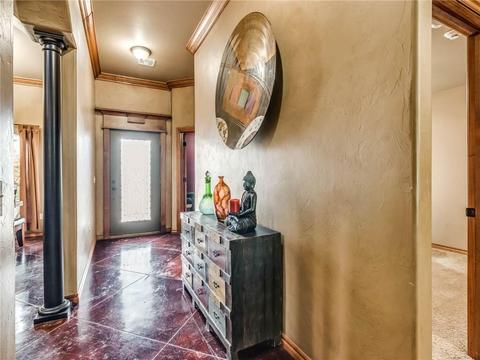 904 Bryan Dr, Moore, OK 73160 photo 3