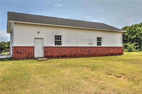 700 Hackney Ln, Blanchard, OK 73010 photo 3