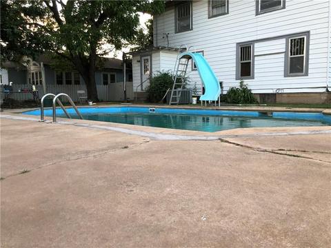 124 E 2nd St, Stroud, OK 74079 photo 3