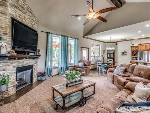 2363 E Rock Creek Rd, Tuttle, OK 73089 photo 6