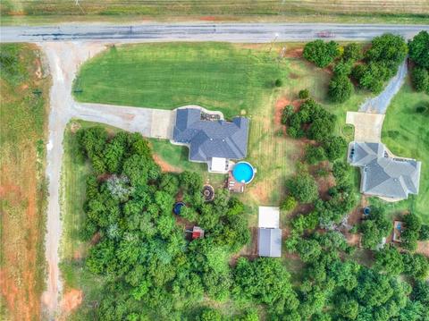 2363 E Rock Creek Rd, Tuttle, OK 73089 photo 36