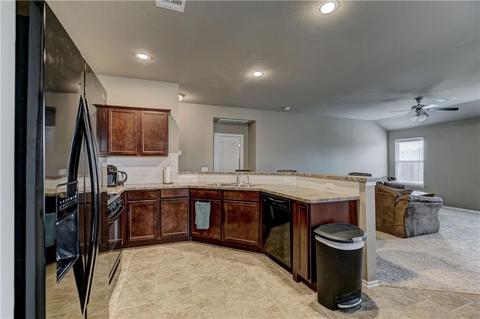 9612 Eli Dr, Moore, OK 73160 photo 7
