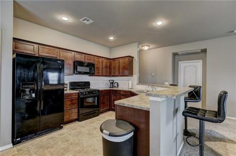 9612 Eli Dr, Moore, OK 73160 photo 6