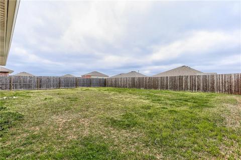 9612 Eli Dr, Moore, OK 73160 photo 28