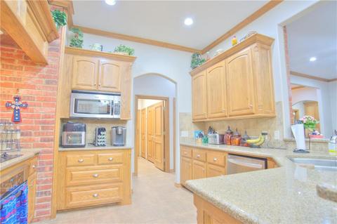 617 Summit Crest Ln, Norman, OK 73071 photo 13