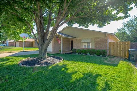 241 Willoway Dr, Norman, OK 73072 photo 2
