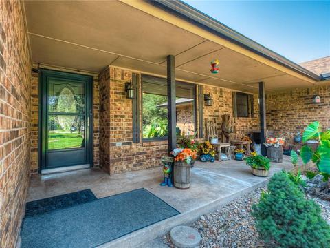 121 Kevin Ln, Tuttle, OK 73089 photo 4