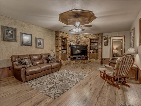 121 Kevin Ln, Tuttle, OK 73089 photo 14