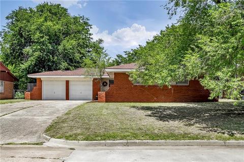 6909 NW 60th St, Bethany, OK 73008 photo 1