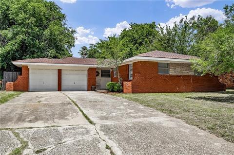 6909 NW 60th St, Bethany, OK 73008 photo 2