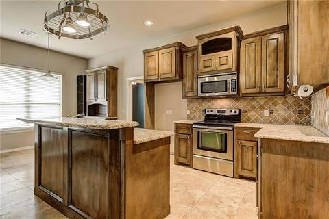 2913 Elmo Way, Moore, OK 73160 photo 10