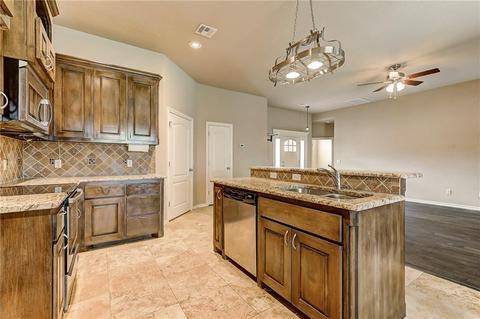 2913 Elmo Way, Moore, OK 73160 photo 13