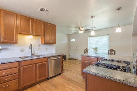 1317 E Fox Ln, Newcastle, OK 73065 photo 8