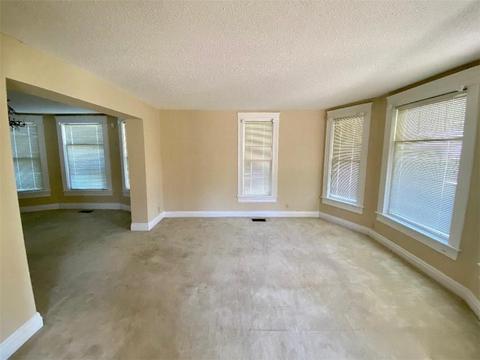 704 E Commerce Cor, Altus, OK 73521 photo 7