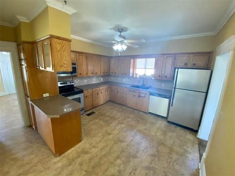704 E Commerce Cor, Altus, OK 73521 photo 10
