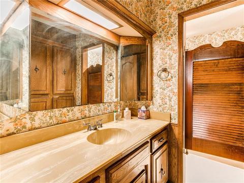 2004 N Rollingridge Ave, Bethany, OK 73008 photo 20