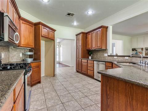 3000 E University Ave, Guthrie, OK 73044 photo 8