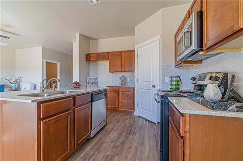 29237 Apache Dr, Mcloud, OK 74851 photo 8