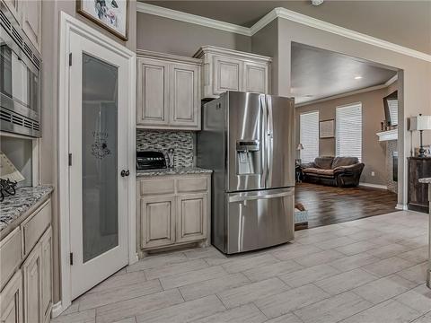 299 Hillside Dr, Harrah, OK 73045 photo 10