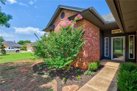 813 Old Bugle Rd, Edmond, OK 73003 photo 2