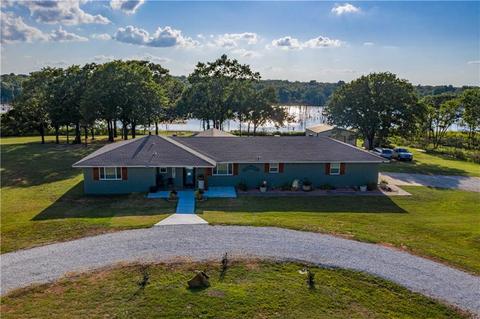 126 E Timber Ln, Mcloud, OK 74851 photo 1